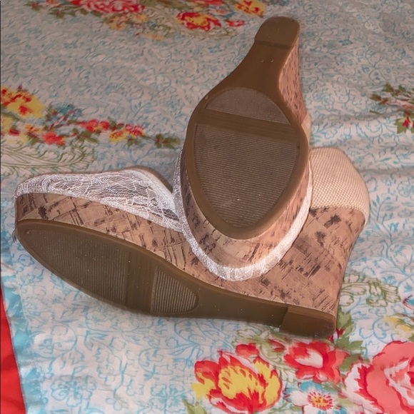 APT. 9 - Picture 5 of 5